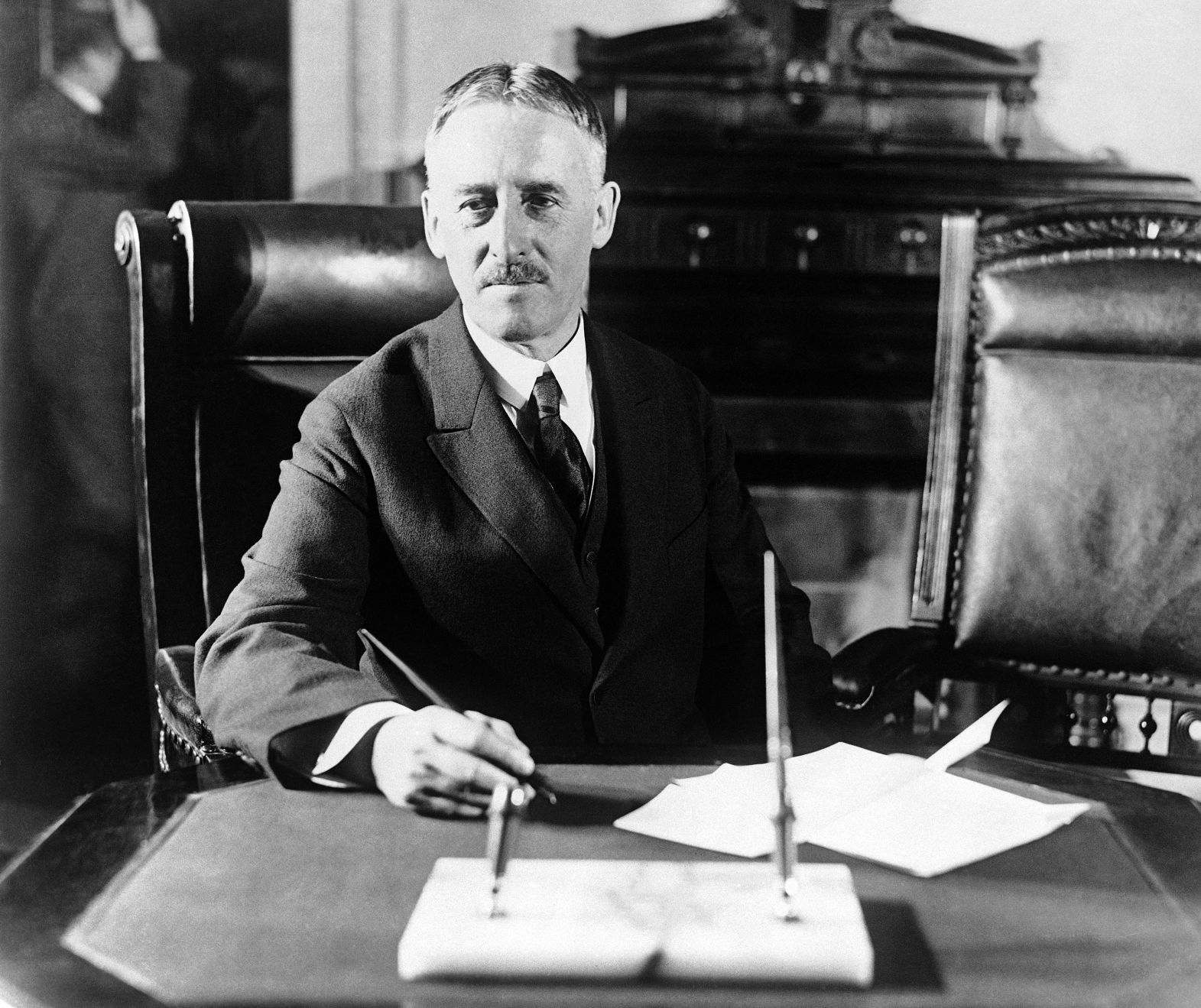 1933: 20th Amendment
